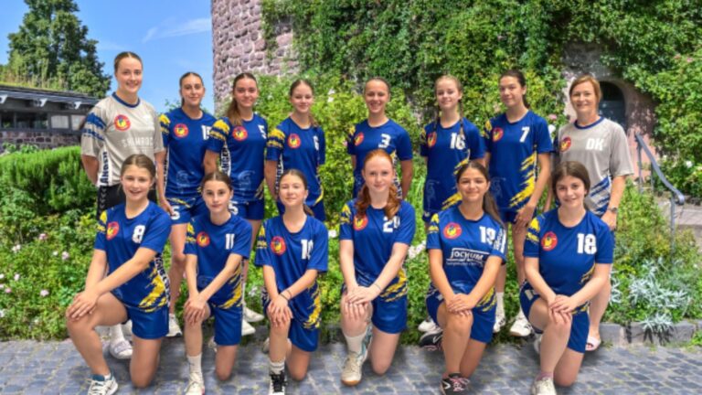 maik nawrocki korrekte aussprache